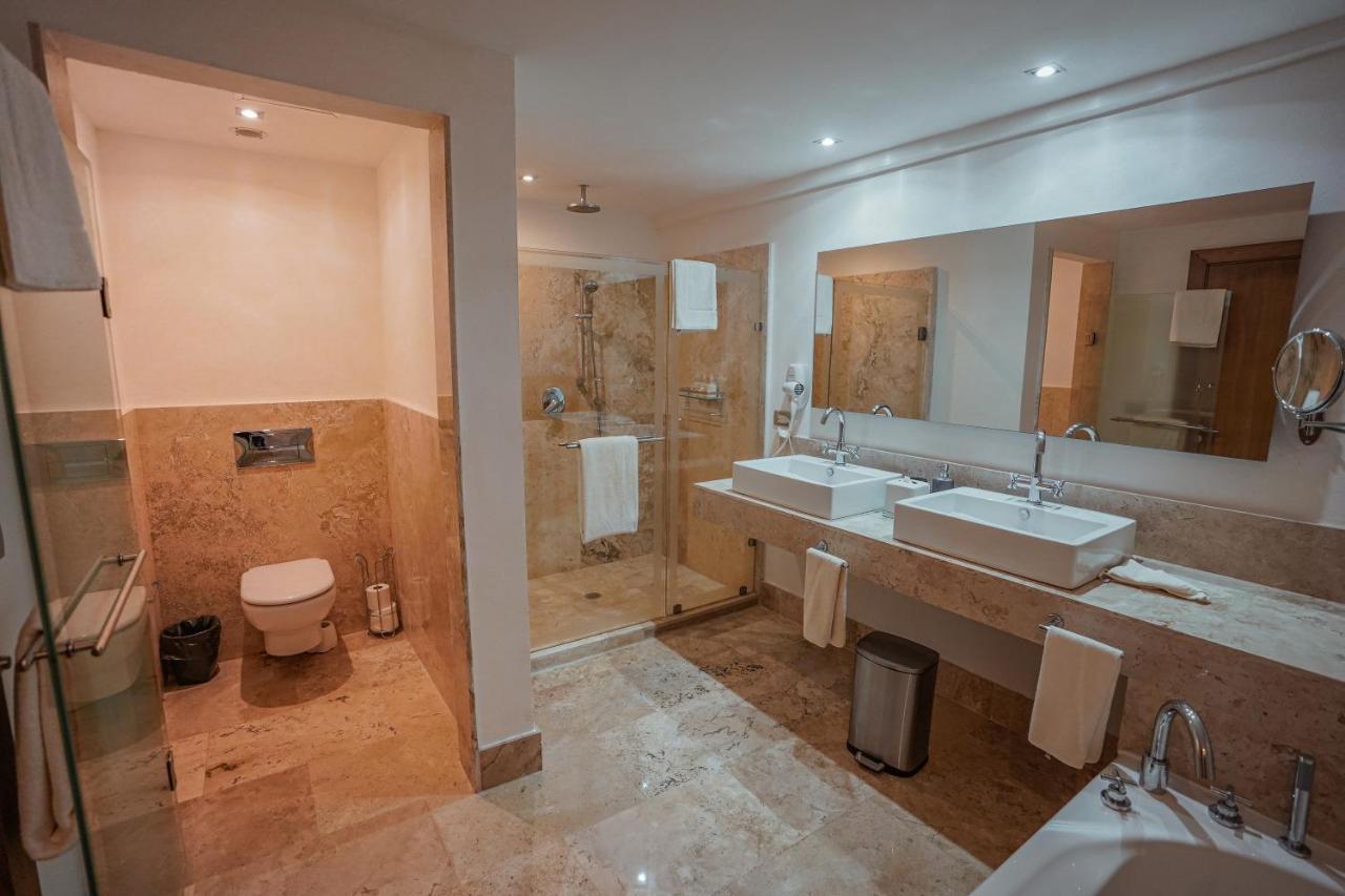 La Amada Condo With Marina View 칸쿤 외부 사진